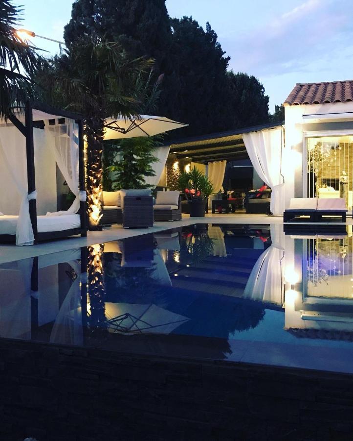 Mon Petit Bali Bed & Breakfast Maussane-les-Alpilles Exterior photo